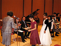 5部、6部では、参加者の半数以上が継続表彰者でした。みなさん、素晴らしい!!