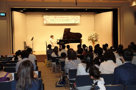 レクチャーコンサート.JPG