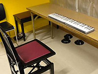 まずはこれが噂の「鍵盤君」(特許申請中?)