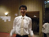 ふざけたS氏のこれがまさに「手ブレ」写真です