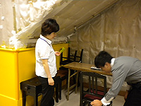 任せて少し不安な舞台袖係デビュー①(写真左)