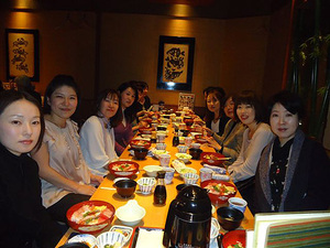 各テーブルのご紹介です。運営委員が必ず入るようになっています。