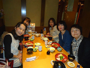 各テーブルのご紹介です。運営委員が必ず入るようになっています。