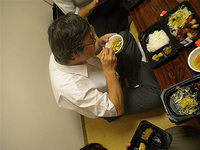 あっ! 森田さん?! が食べてる!! しかもライス大盛り!!!