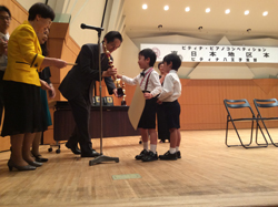 本選A2表彰トロフィー3.jpg