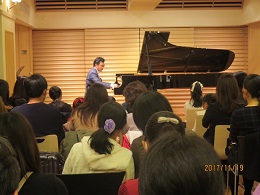 1119トークコンサート３.JPG