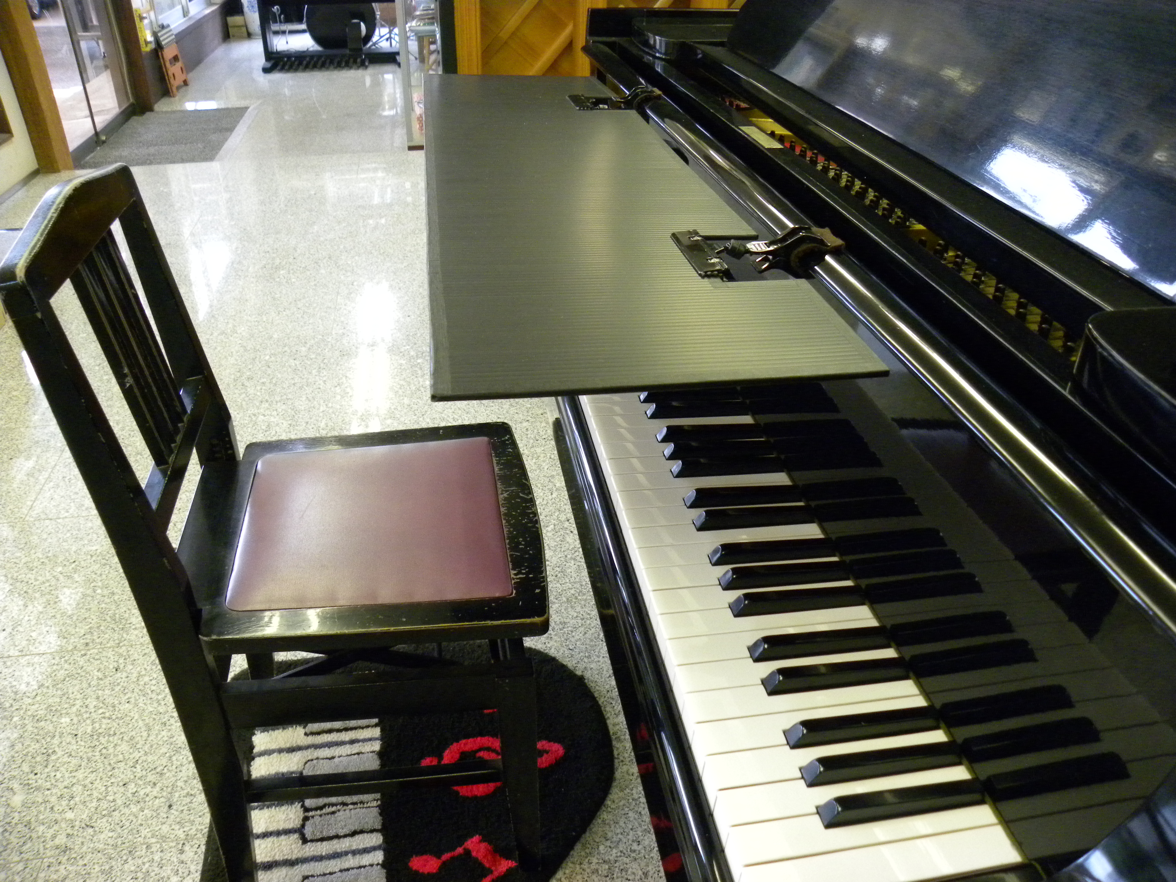 piano blinds 008.jpg