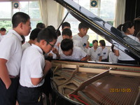 2015学校コンサート6-1.JPG
