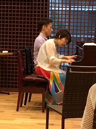 ドゥオール演奏.JPG