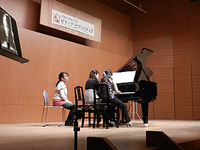 ステーション代表＆副代表の連弾（プログラムトップ：ディズニーメドレー）