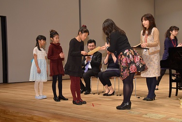 継続表彰中1.JPG