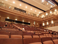 とてもすてきな楽楽楽（ラララ）ホール