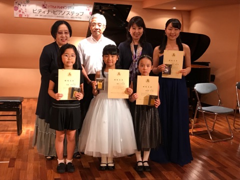 22291610_継続表彰１.jpg