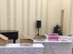 お飾りのトイピアノ