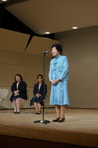 安橋倫子先生.jpg