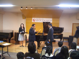 田中克己先生による講評と表彰